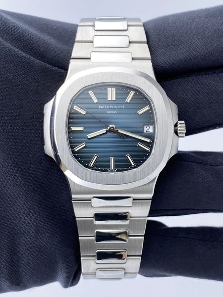 Patek Philippe Nautilus 5711/1A-010